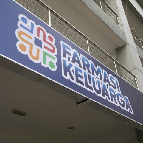 Farmasi Keluarga 01